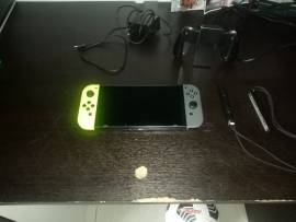 Vendo consola Nintendo Switch revisada buen estado, USD 200