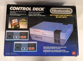 Se vende Consola Nintendo NTSC con mandos, cables y 1 juego, USD 185.00