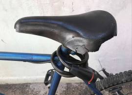 En venta Bicicleta de Montaña cubiertas casi nuevas, € 200.00