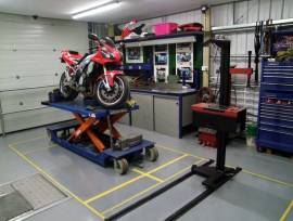 A la venta Taller de Motos con grandes ingresos, € 21,000