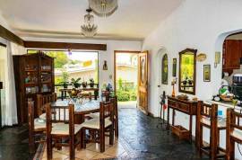 Se vende Casa en una de las mejores zonas de Sevilla, € 1,200
