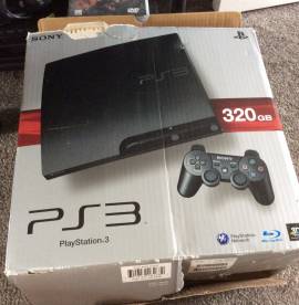 Se vende Consola PS3 Slim de 320GB, € 85.00