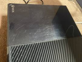 For sale Microsoft Xbox One 500GB console, € 70.00