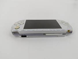 A la venta consola PSP 3000 en color Plata, ha sido testeada., USD 70