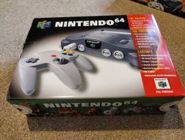 For sale console Nintendo N64 Goldeneye like new, € 295