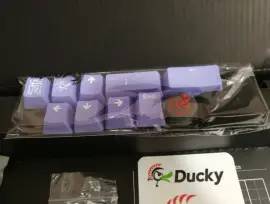 Ducky ONE 3 Classic TKL Hot-swappable MX-Red RGB PBT Mecanico NUEVO, € 100.00