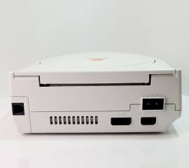 En venta consola Dreamcast HKT-3020 como nueva NTSC con cables y mando, USD 195.00